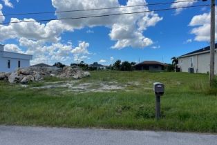 Land, 4434 Connection Ave
