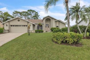 Single Family Residence, 14640 Eagles Lookout Eagle Ridge, FL 33912 