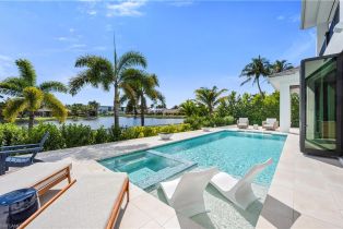 , Park Shore, FL 