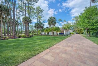 Single Family Residence, 2401 Coach House Central Naples, FL 34105 