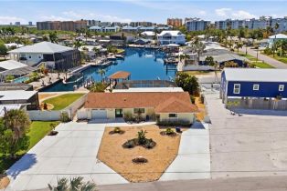 , Fairview Isles, FL 