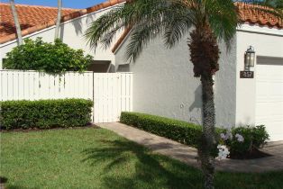 Villa Attached, 857 Reef Point Cir