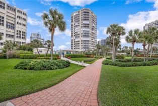 , 4041 Gulf Shore Blvd N 204