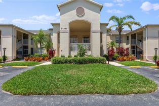 Low Rise (1-3), 21361 Lancaster Run 225