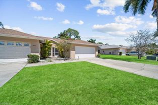 Villa Attached, 627 Saint Andrews Tanglewood, FL 34113 