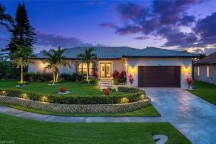 Single Family Residence, 260 Marquesas Marco Island, FL 34145 