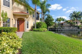 Low Rise (1-3), 5050 Blauvelt Way 8-102