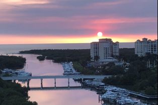 High Rise (8+), 430 Cove Tower Dr 1202
