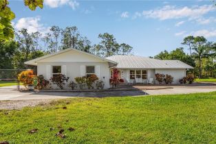 , 2950 Coach House Ln