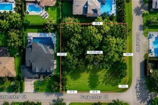 , 527 Carpenter Ct