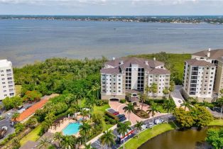High Rise (8+), 11640 Court Of Palms 30133908