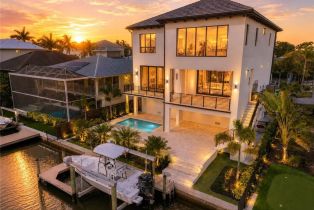 , Barefoot Beach, FL 