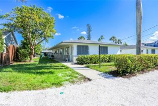 , 2777 Shoreview Dr 2