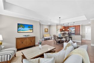 Mid Rise (4-7), 9115 Strada Pl 550434108 
