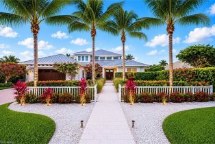 Single Family Residence, 1571 Bonita Royal Harbor, FL 34102 